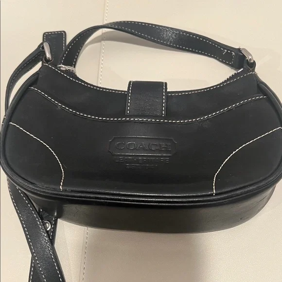 Coach Black Crossbody Bag with Buckle Detail and White Stitching - Picture 7 of 15